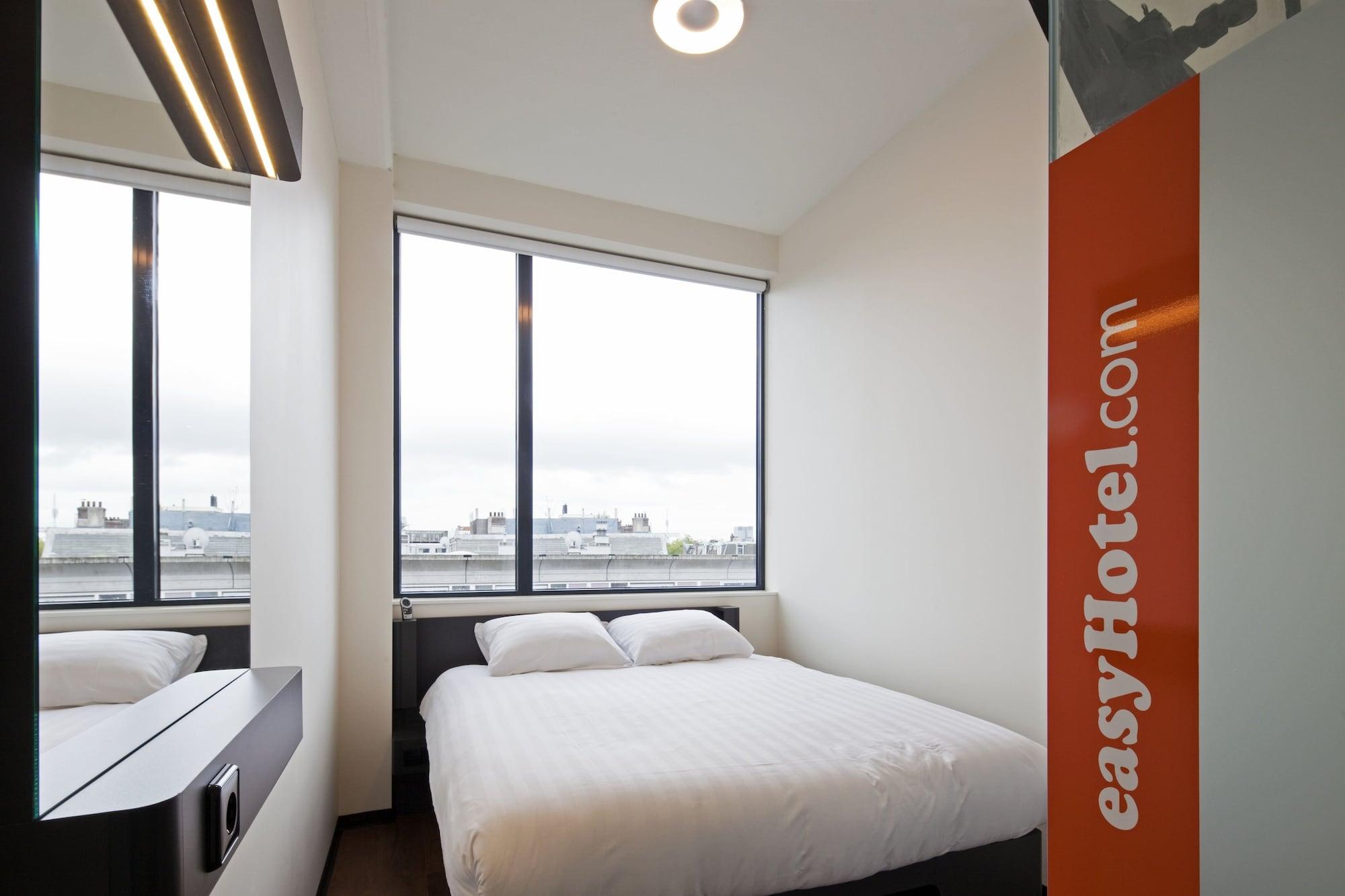 Easyhotel Amsterdam City Centre South Room photo